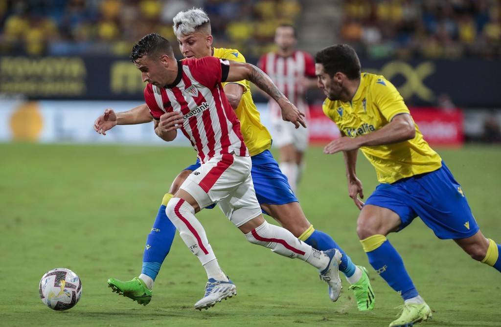 开云中国-赛地聚焦——欧冠清晨热度飙升，毕尔巴鄂竞技绝杀压哨，赛场秩序良好，控场能力受关注的简单介绍-开云中国